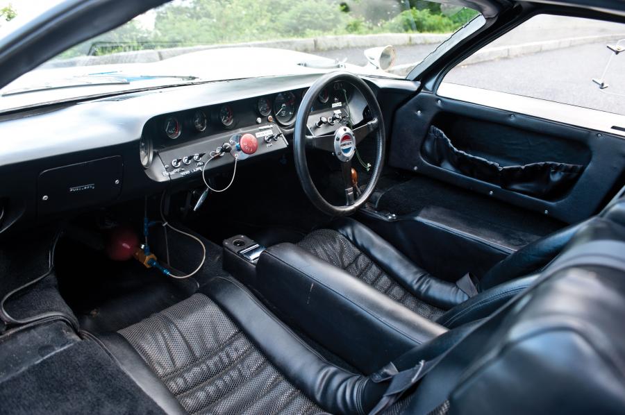  Ford GT40 (Mk I) 1967 года  (фото 9 из 34)